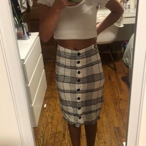plaid skirt